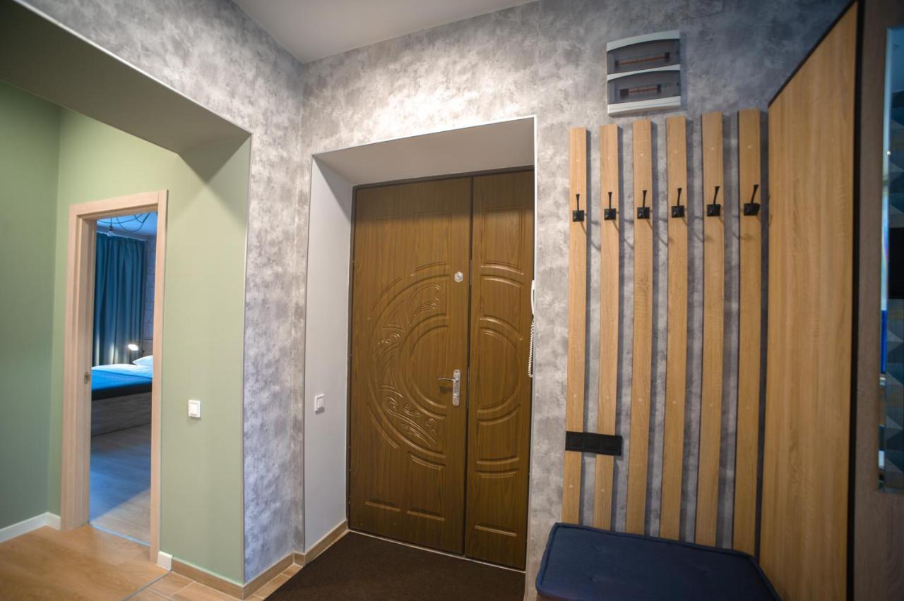 3 Bedroom, 2 Bathroom Apartment Near Forum リヴィウ エクステリア 写真